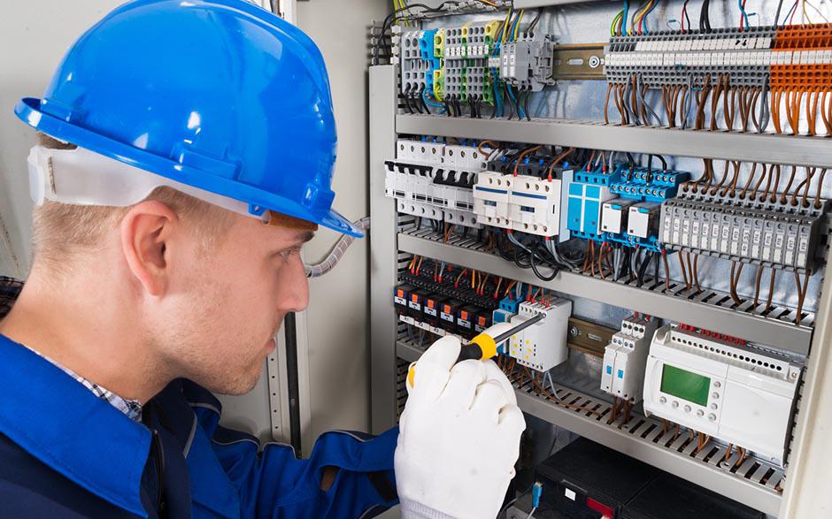 taux horaire électricien Breuil-le-Vert